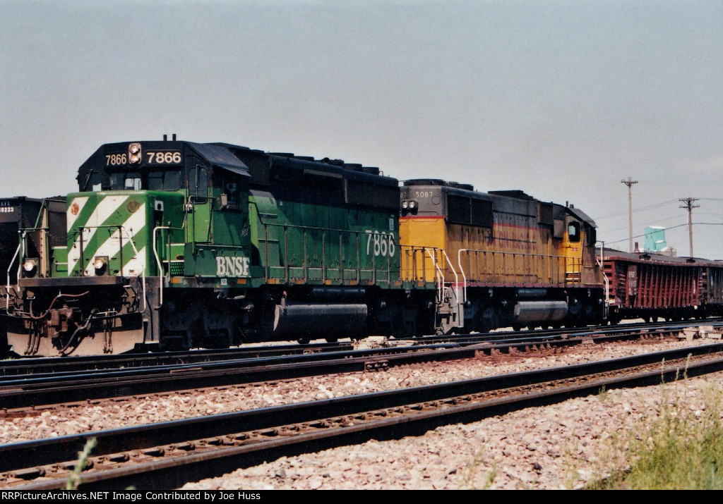 BNSF 7866 East